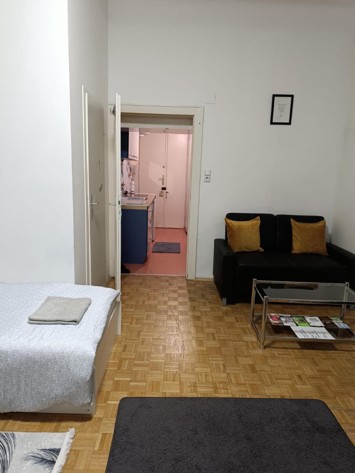 Wohnung In Der Naehe Wiener Stadthalle Und Zentrum 9 Екстериор снимка