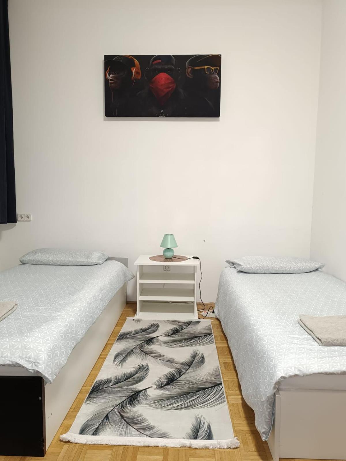 Wohnung In Der Naehe Wiener Stadthalle Und Zentrum 9 Екстериор снимка
