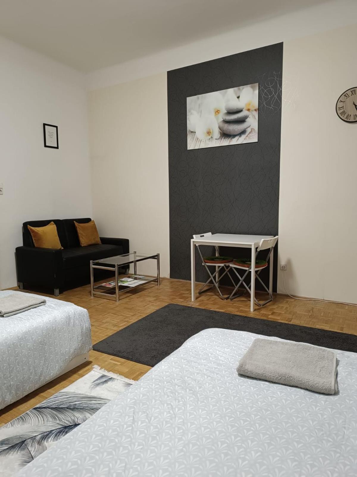 Wohnung In Der Naehe Wiener Stadthalle Und Zentrum 9 Екстериор снимка